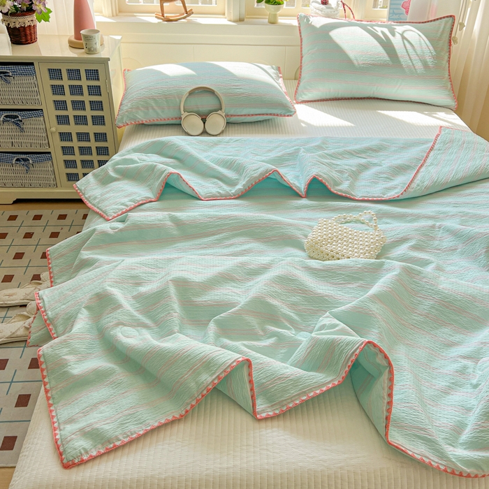 91家纺网 家纺一手货源 找家纺 （总）鑫利来家纺 2026新款日系多巴胺皱皱纱贝壳绣夏被夏凉被空调被