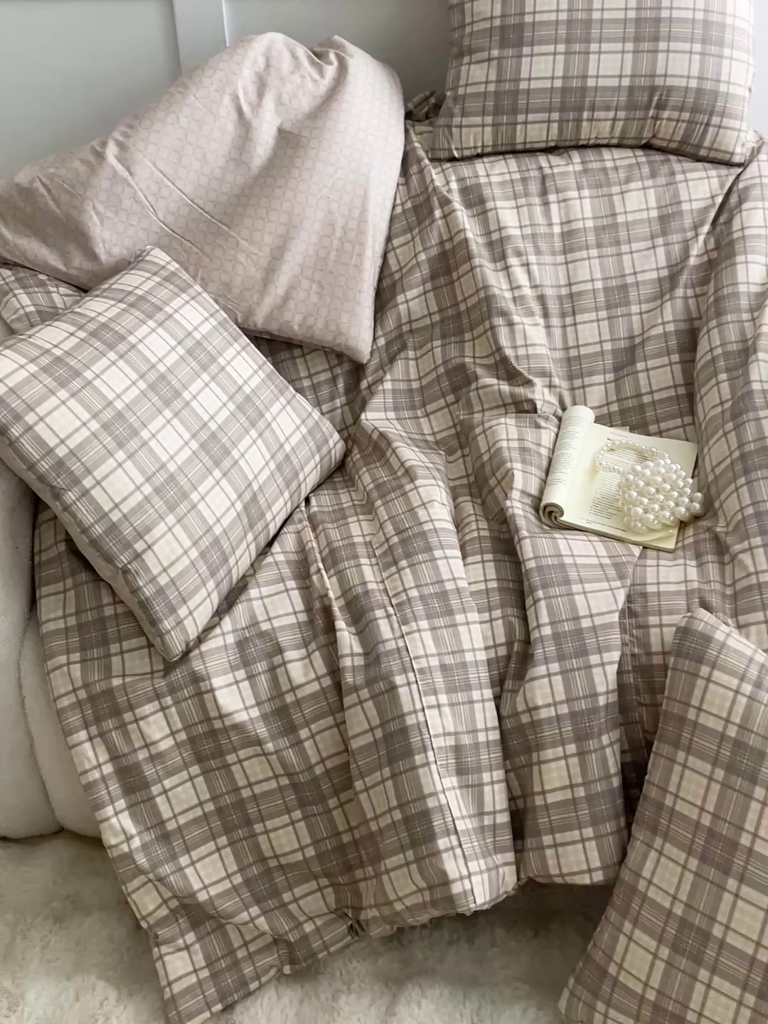 91家纺网 家纺一手货源 找家纺 多米家居 2026新款口袋印花抱枕被单品 彩虹小马