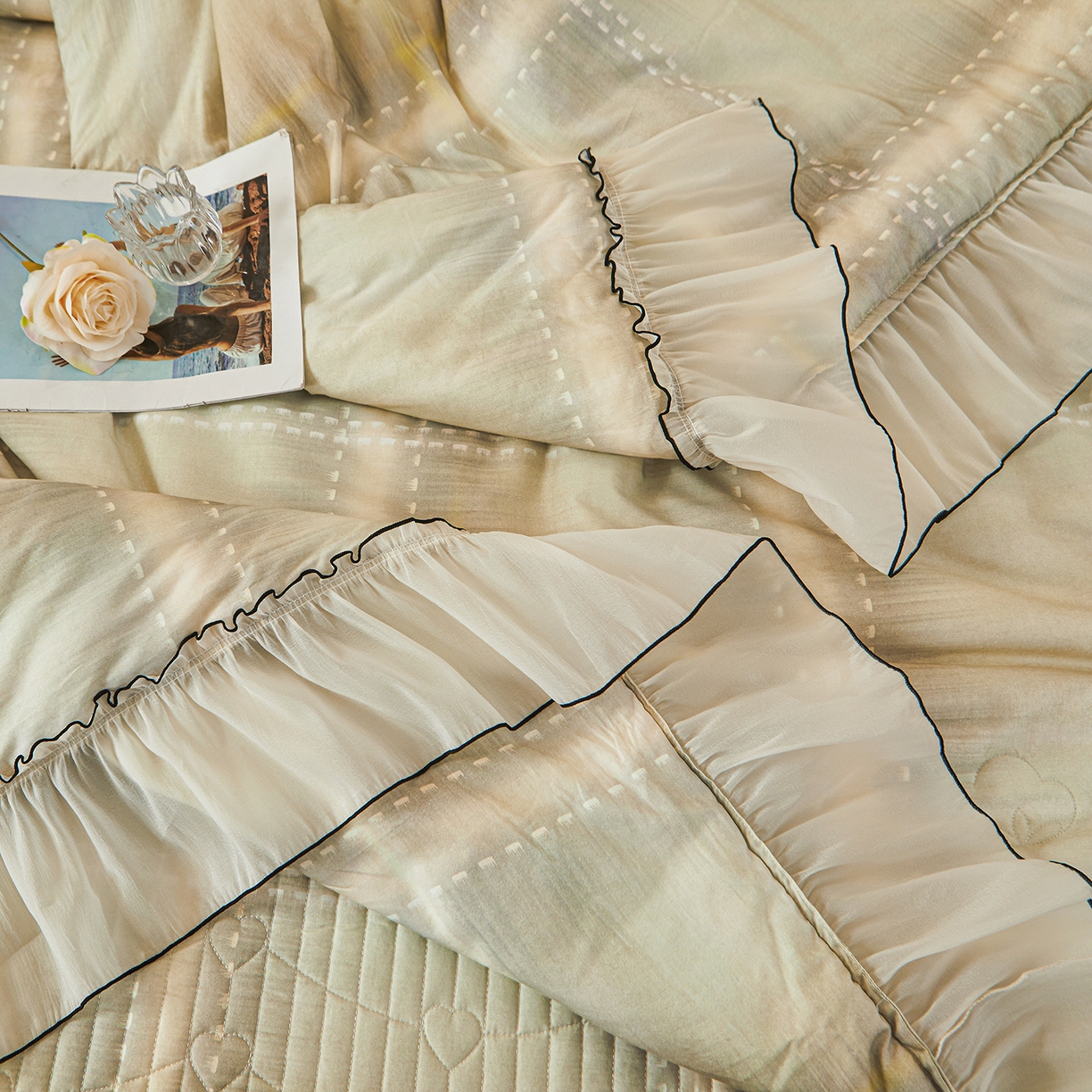 91家纺网 家纺一手货源 找家纺 宜凡家纺 2026新款全棉数码印花夏被床盖四件套格子系列 光之羽 绿