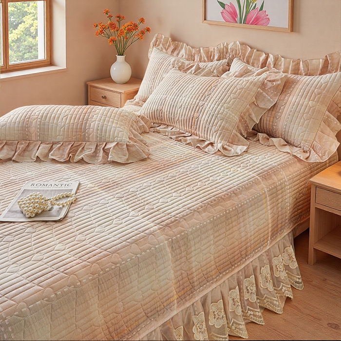 91家纺网 家纺一手货源 找家纺 宜凡家纺 2026新款全棉数码印花床盖三件套格子系列 光之羽-粉