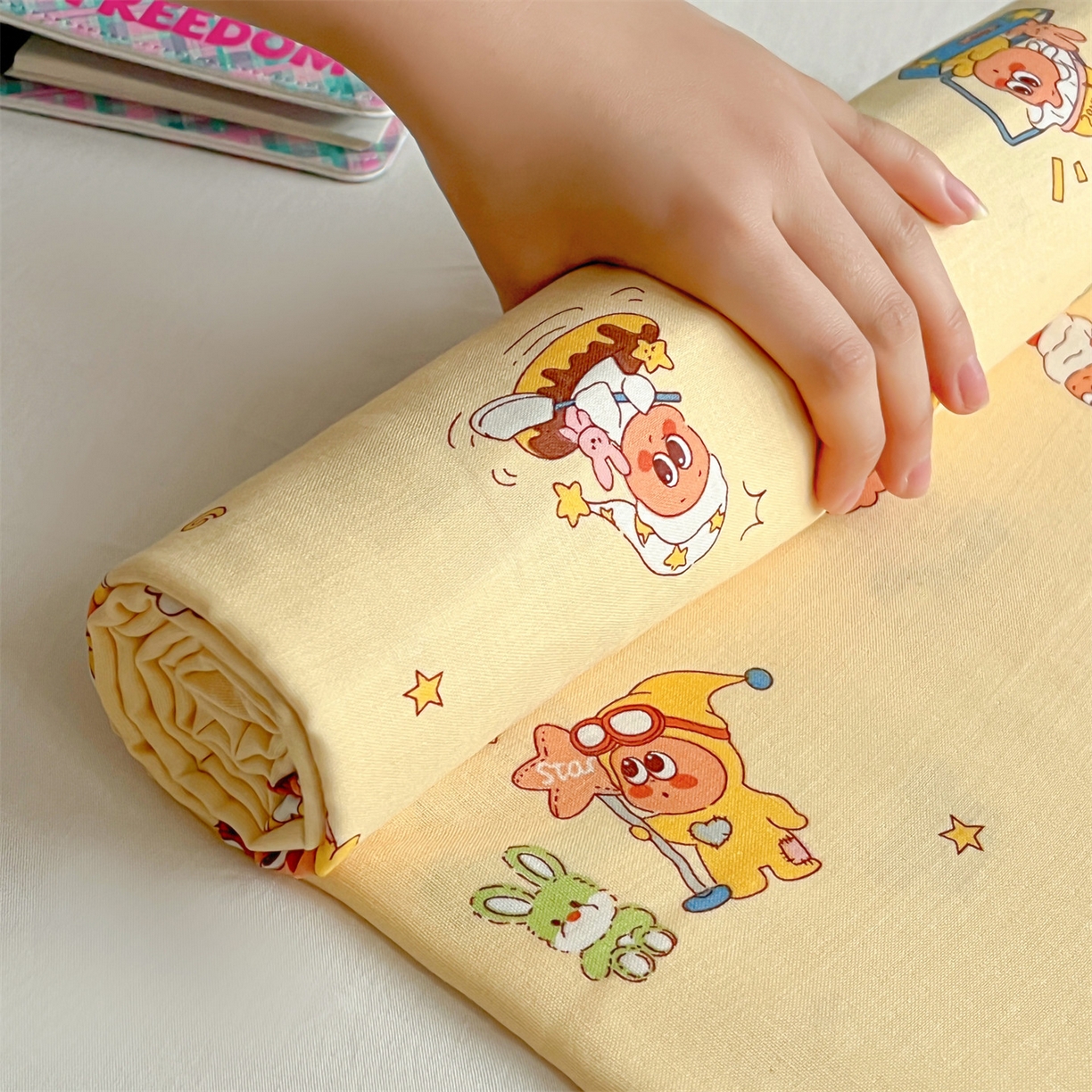 91家纺网 家纺一手货源 找家纺 名兮家居 2026新款全棉纯棉A类双层纱单床单 床单单件 双层纱-奶黄星仔