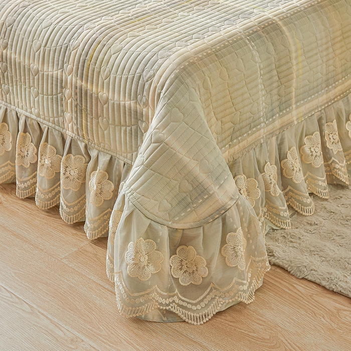 91家纺网 家纺一手货源 找家纺 宜凡家纺 2026新款全棉数码印花床盖三件套格子系列 光之羽-绿