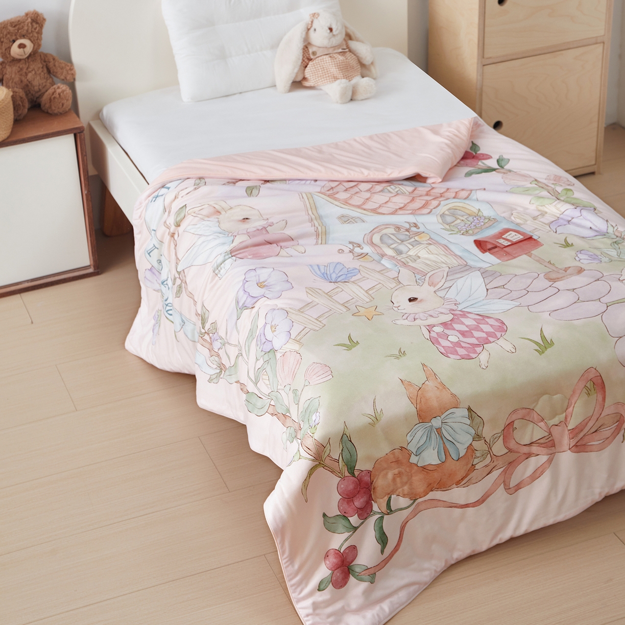 91家纺网 家纺一手货源 找家纺 （总）荷马之梦 2026新款凉凉梦境-原创手绘母婴风针织凉感山茶蚕丝儿童双感夏被夏凉被空调被