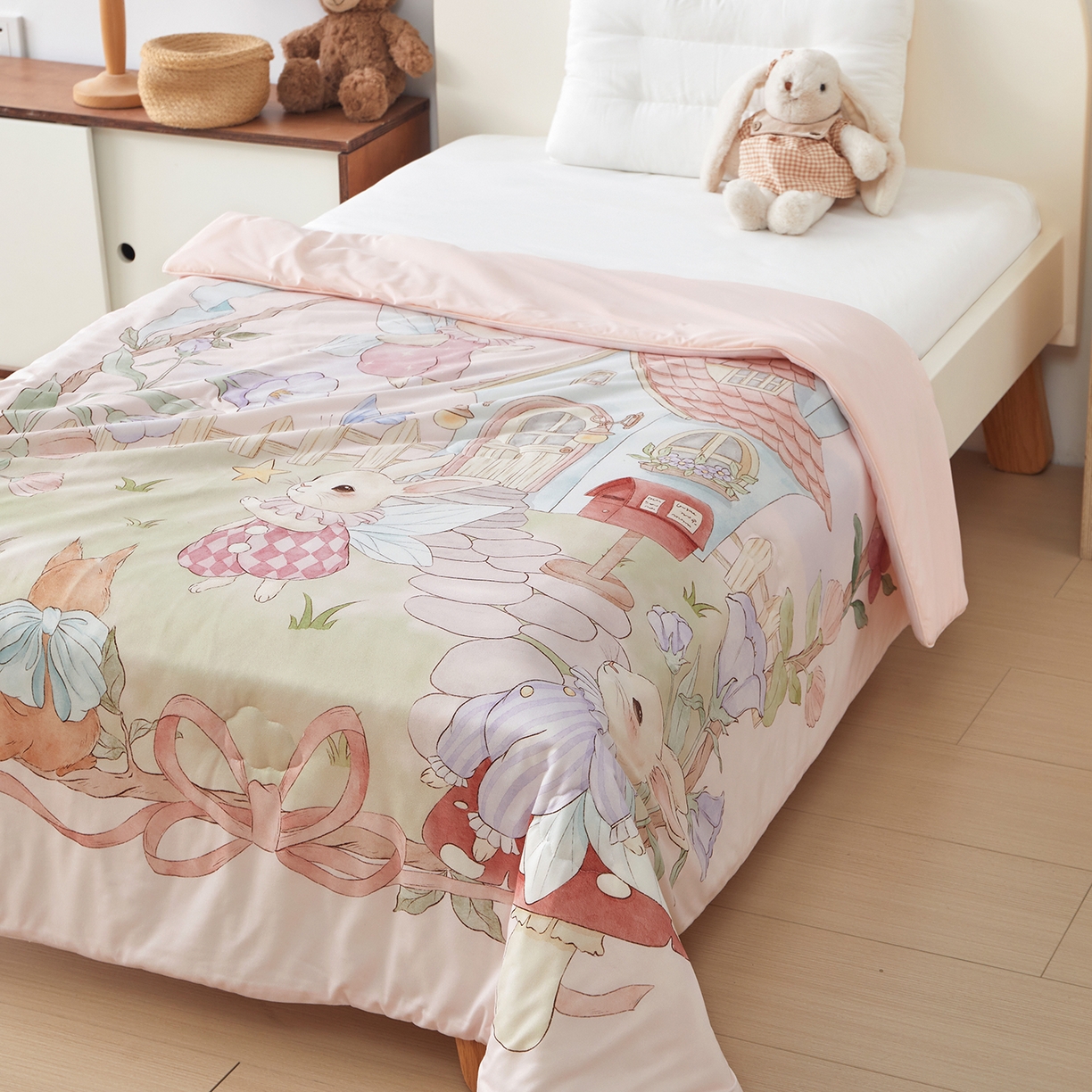 91家纺网 家纺一手货源 找家纺 （总）荷马之梦 2026新款凉凉梦境-原创手绘母婴风针织凉感山茶蚕丝儿童双感夏被夏凉被空调被