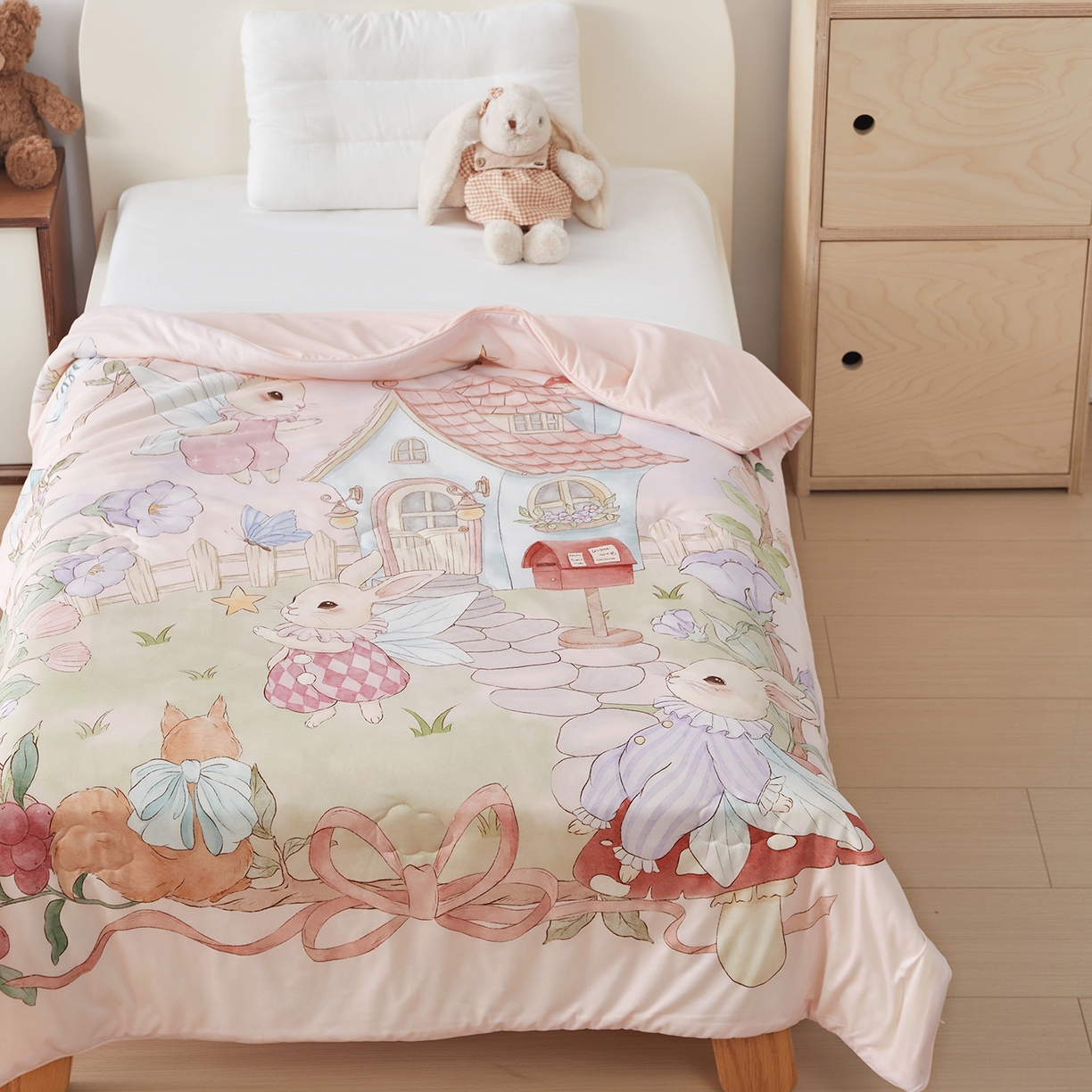 91家纺网 家纺一手货源 找家纺 （总）荷马之梦 2026新款凉凉梦境-原创手绘母婴风针织凉感山茶蚕丝儿童双感夏被夏凉被空调被