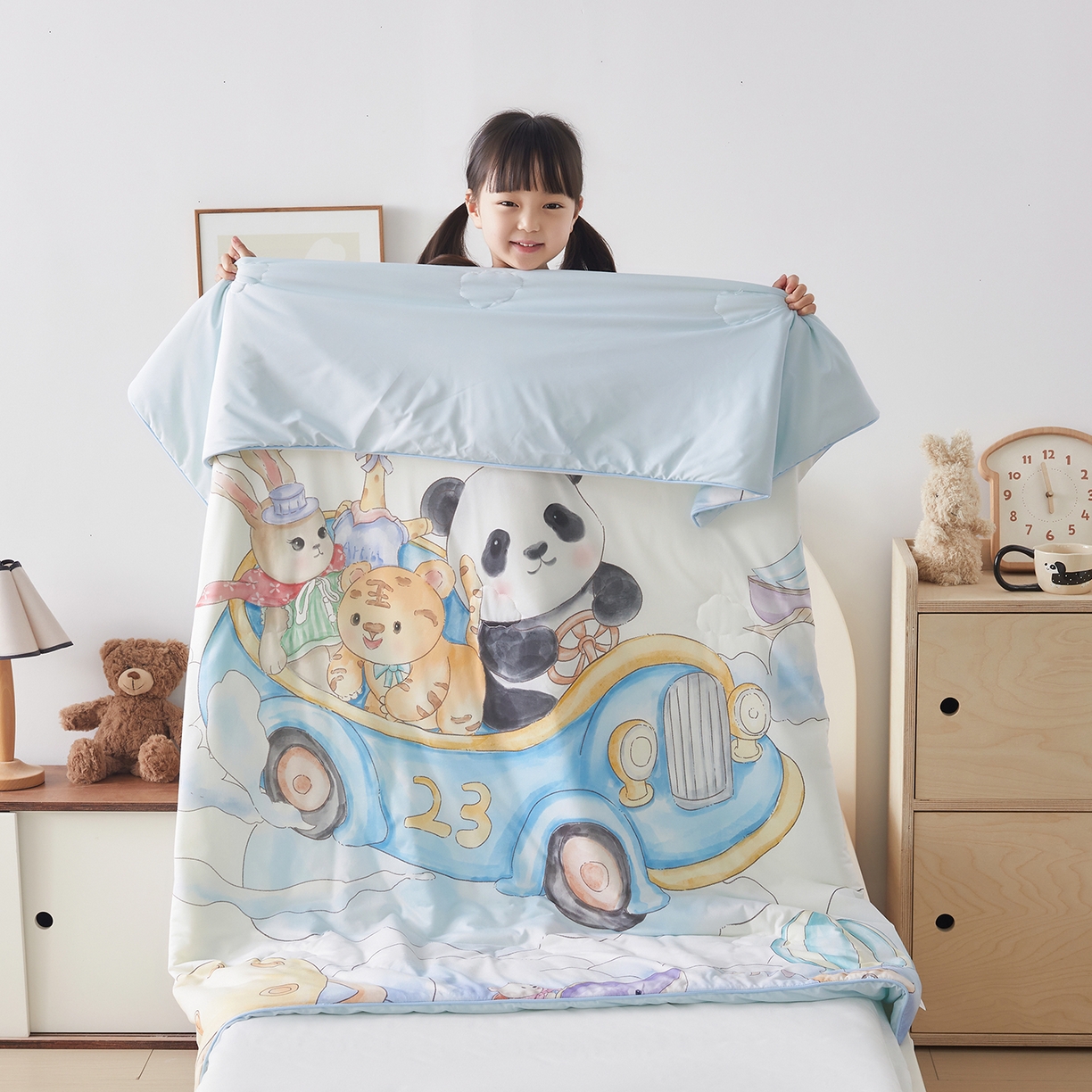 荷马之梦 2026新款凉凉梦境-原创手绘母婴风针织凉感山茶蚕丝儿童双感夏被夏凉被空调被 跑跑小熊猫