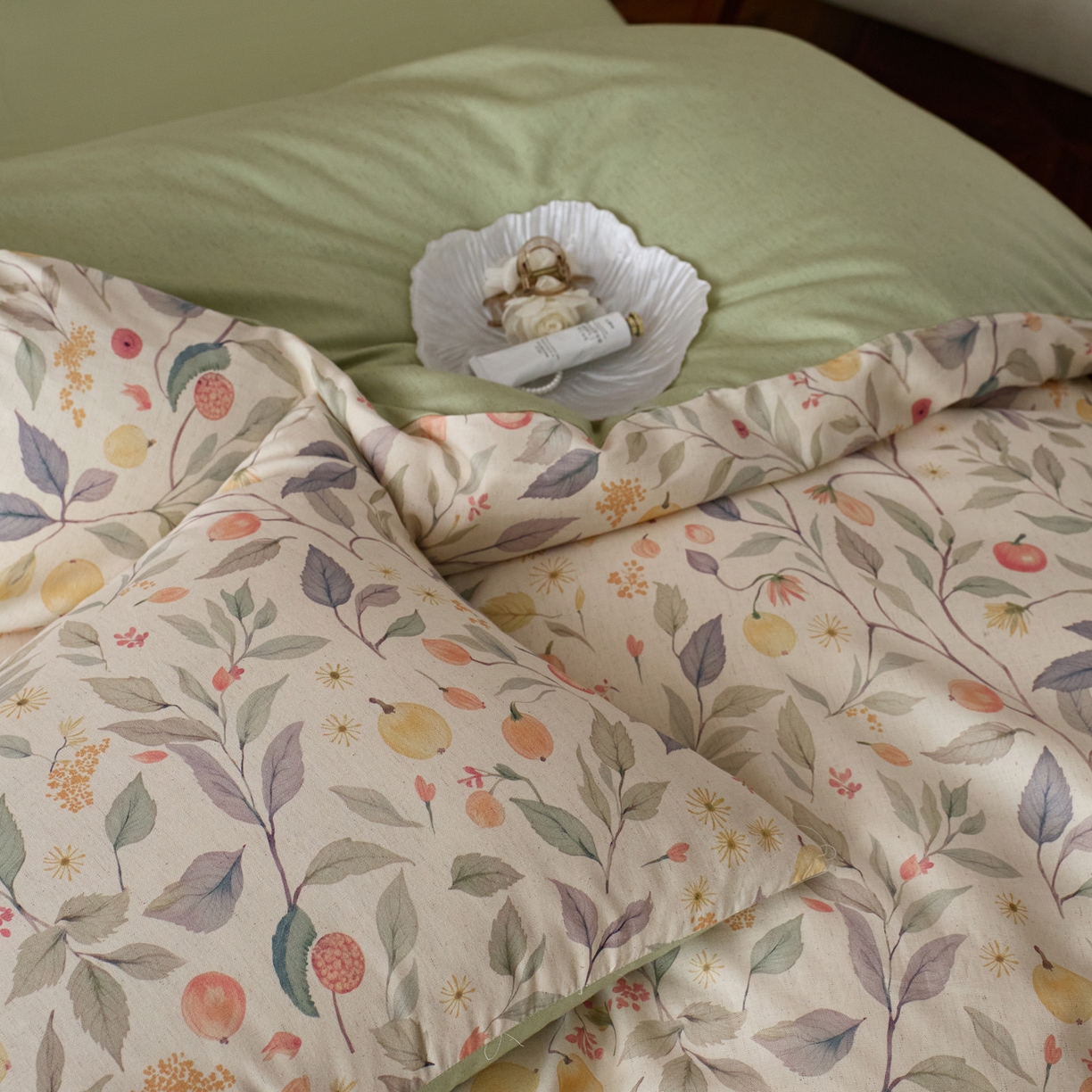 91家纺网 家纺一手货源 找家纺 如一 2026新款A类复古全棉棉麻印花四件套 果韵