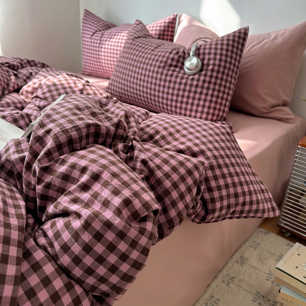 91家纺网 家纺一手货源 找家纺 例外 2026新款全棉纯棉色织水洗棉布拉格ins风四件套-影棚图 布拉格-树莓