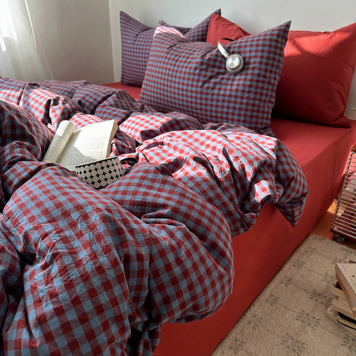 91家纺网 家纺一手货源 找家纺 例外 2026新款全棉纯棉色织水洗棉布拉格ins风四件套-影棚图 布拉格-藏红