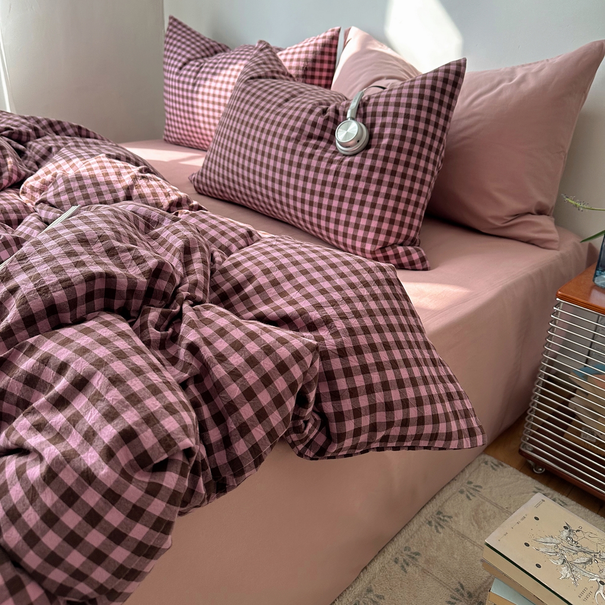 91家纺网 家纺一手货源 找家纺 例外 2026新款全棉纯棉色织水洗棉布拉格ins风四件套-影棚图 布拉格-树莓