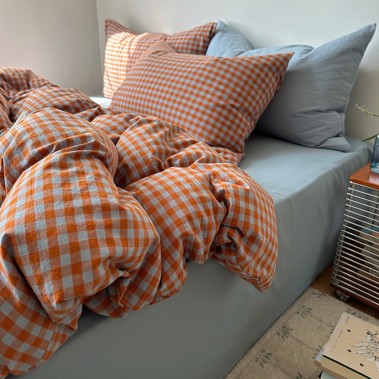 91家纺网 家纺一手货源 找家纺 例外 2026新款全棉纯棉色织水洗棉布拉格ins风四件套-影棚图 布拉格-橘兰