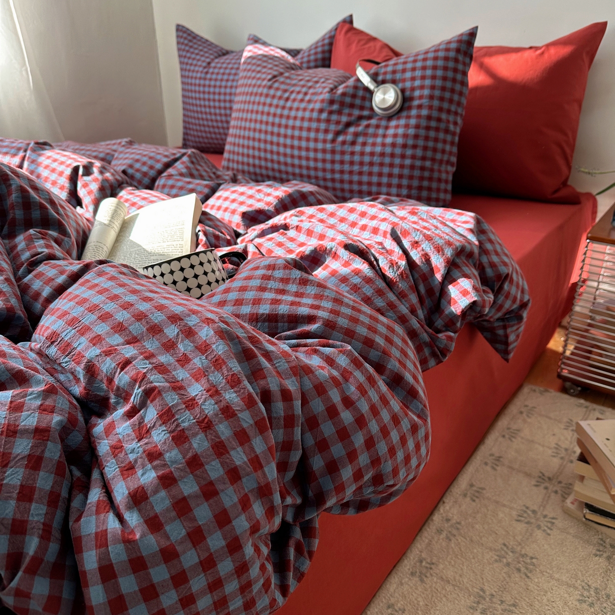 91家纺网 家纺一手货源 找家纺 例外 2026新款全棉纯棉色织水洗棉布拉格ins风四件套-影棚图 布拉格-藏红