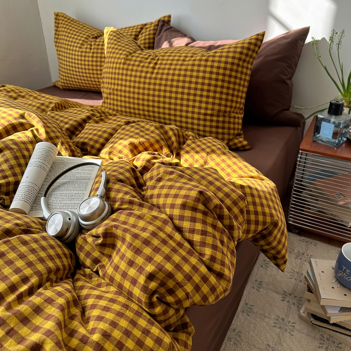 91家纺网 家纺一手货源 找家纺 例外 2026新款全棉纯棉色织水洗棉布拉格ins风四件套-影棚图 布拉格-黄棕