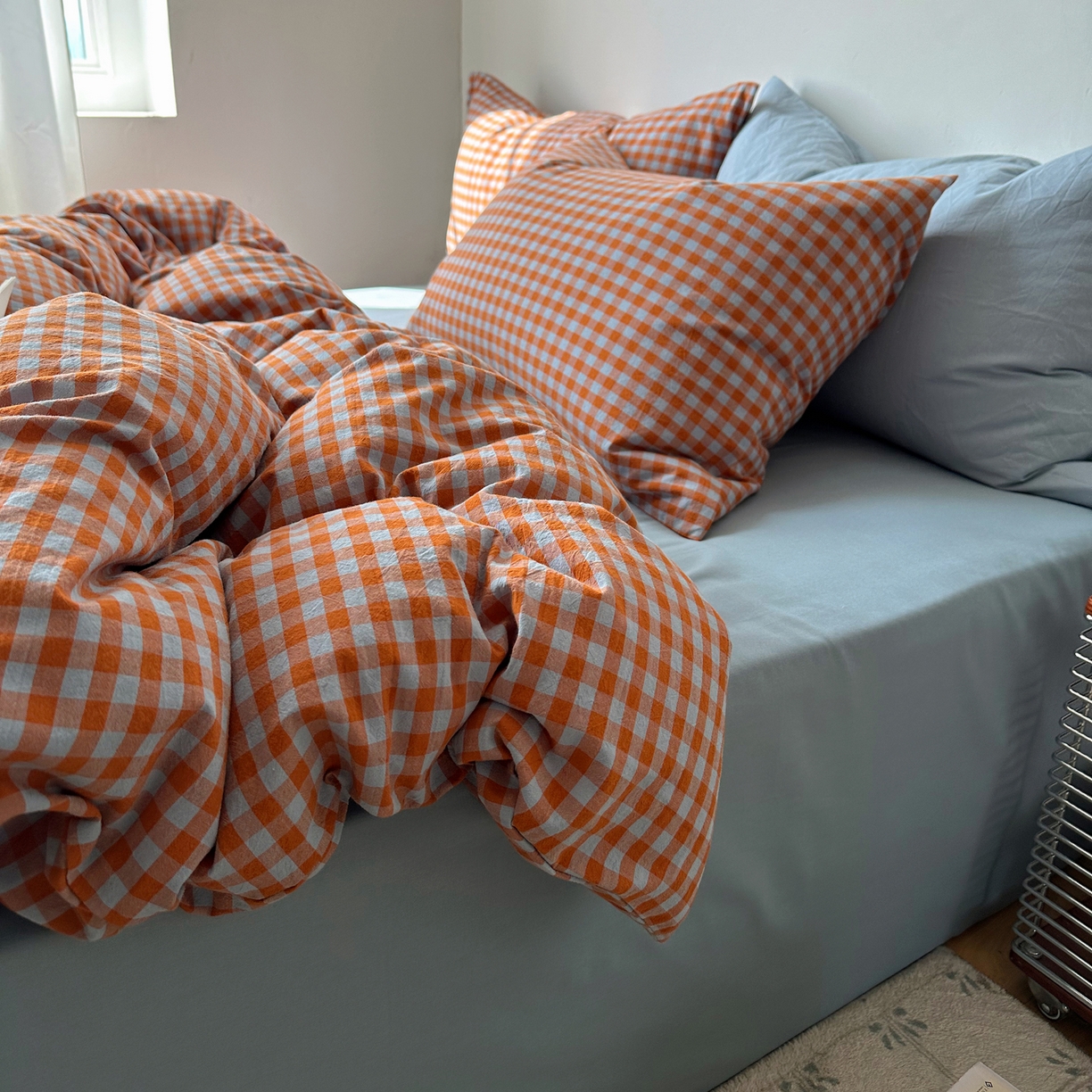 91家纺网 家纺一手货源 找家纺 例外 2026新款全棉纯棉色织水洗棉布拉格ins风四件套-影棚图 布拉格-橘兰