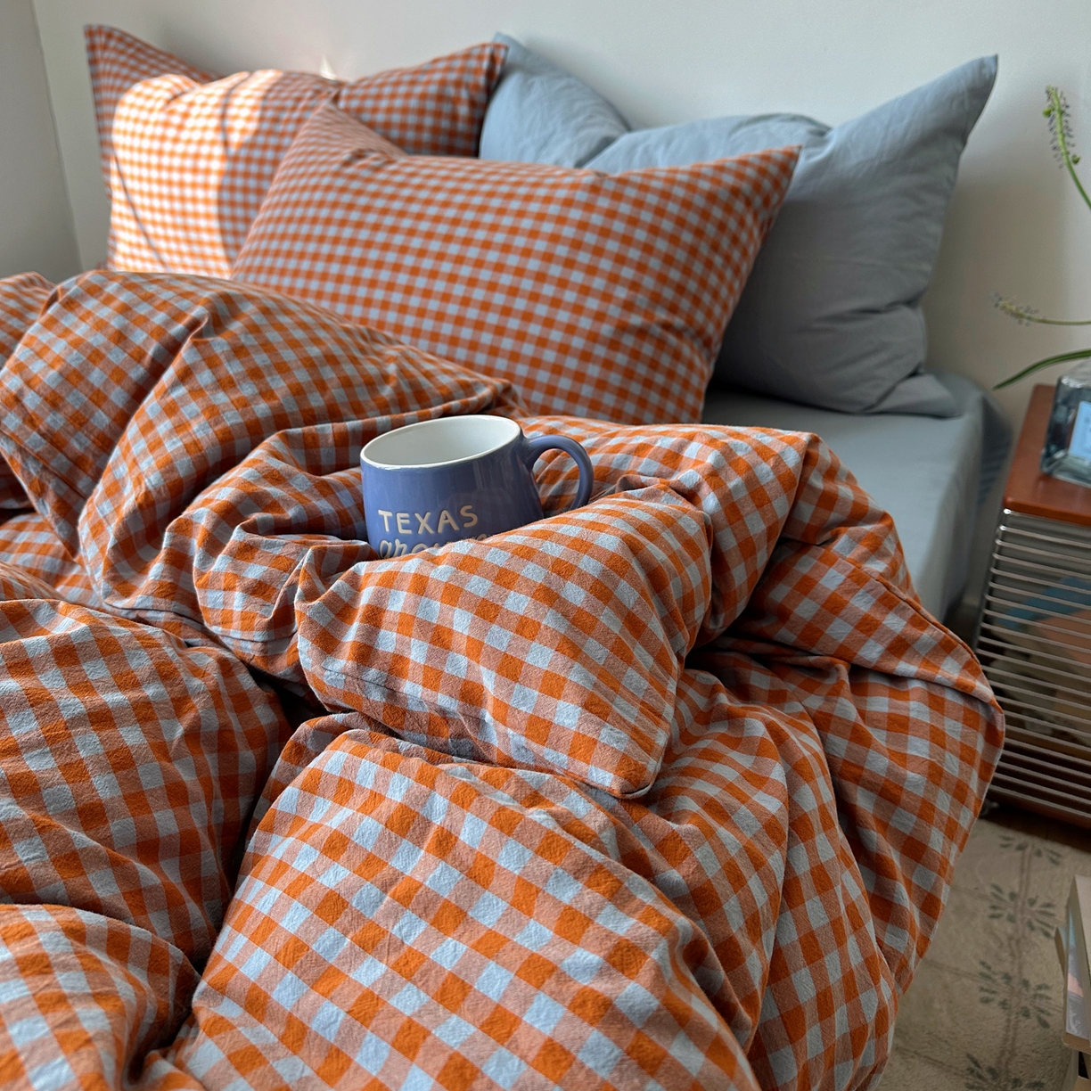 91家纺网 家纺一手货源 找家纺 例外 2026新款全棉纯棉色织水洗棉布拉格ins风四件套-影棚图 布拉格-橘兰