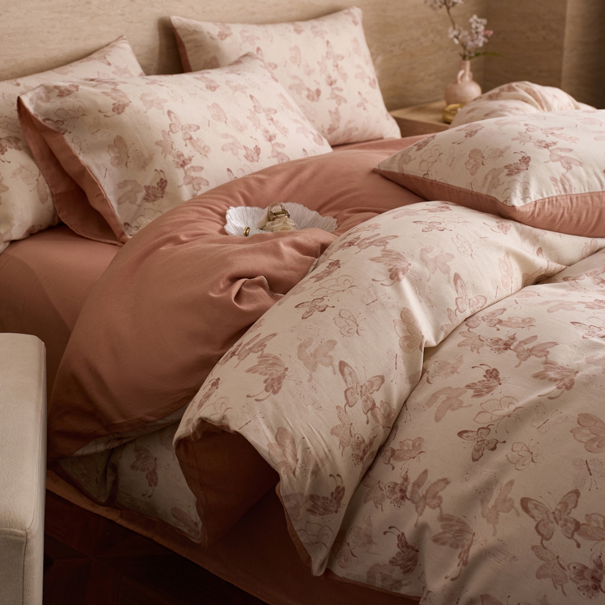 91家纺网 家纺一手货源 找家纺 如一 2026新款A类复古全棉棉麻印花四件套 蝶影