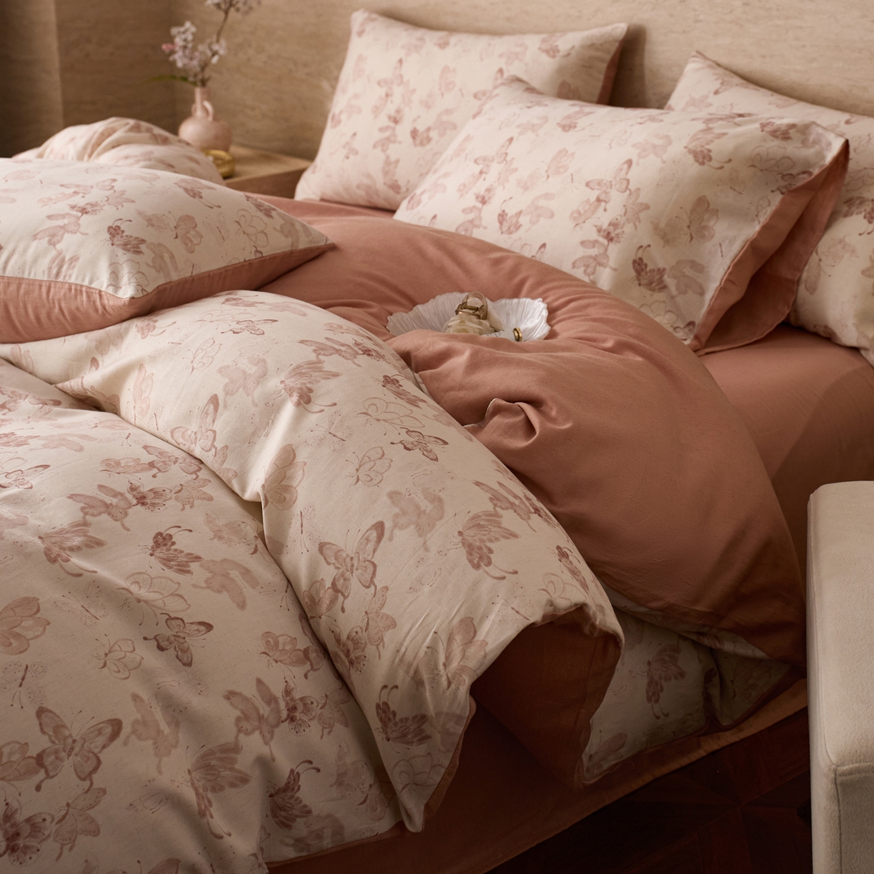 91家纺网 家纺一手货源 找家纺 如一 2026新款A类复古全棉棉麻印花四件套 蝶影