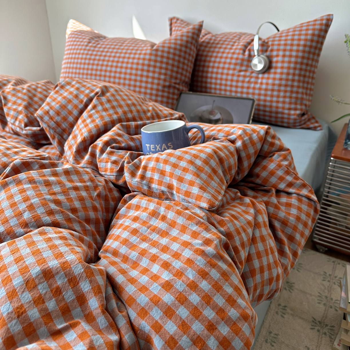 91家纺网 家纺一手货源 找家纺 例外 2026新款全棉纯棉色织水洗棉布拉格ins风四件套-影棚图 布拉格-橘兰