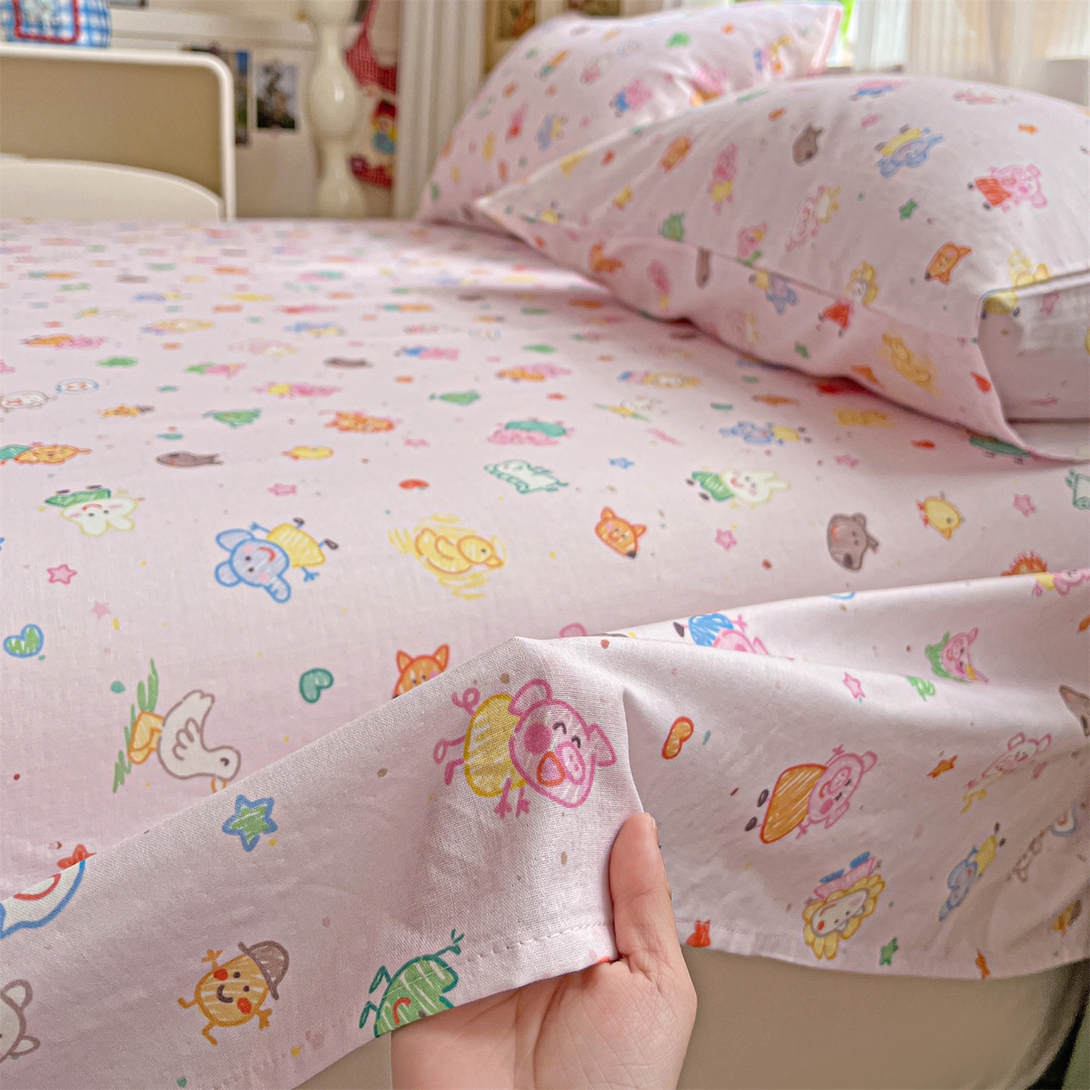 91家纺网 家纺一手货源 找家纺 名兮家居 2026新款全棉纯棉A类双层纱单床单 床单单件 双层纱-猪猪乐园