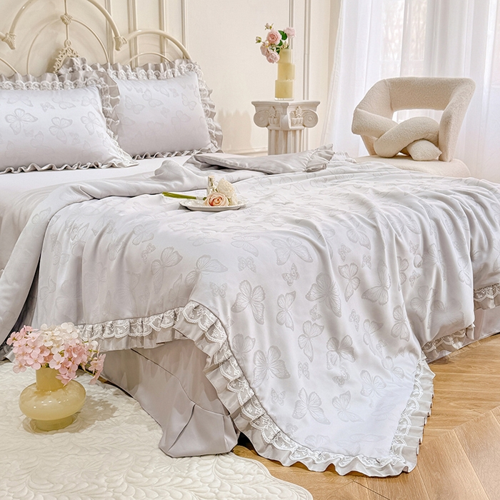 91家纺网 家纺一手货源 找家纺 优贝家纺 2026春夏新款提花水洗天丝冰丝天丝韩版夏被夏凉被空调被四件套 蝶舞-灰