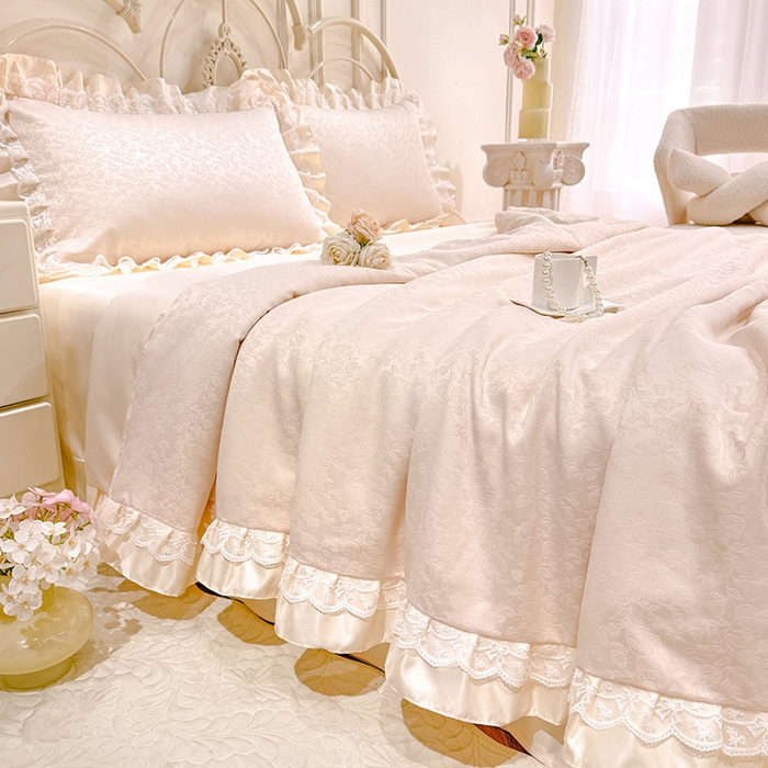 91家纺网 家纺一手货源 找家纺 优贝家纺 2026春夏新款提花水洗天丝冰丝天丝韩版夏被夏凉被空调被四件套 梵希-米白