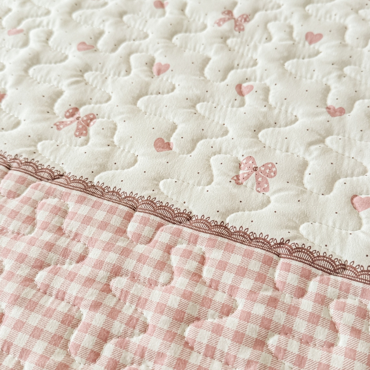 91家纺网 家纺一手货源 找家纺 雅眠居 2026直播爆款双层蕾丝花边夏被款床盖款四件套 彩格-粉