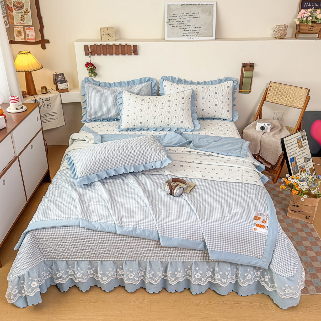 91家纺网 家纺一手货源 找家纺 雅眠居 2026直播爆款双层蕾丝花边夏被款床盖款四件套 彩格-蓝