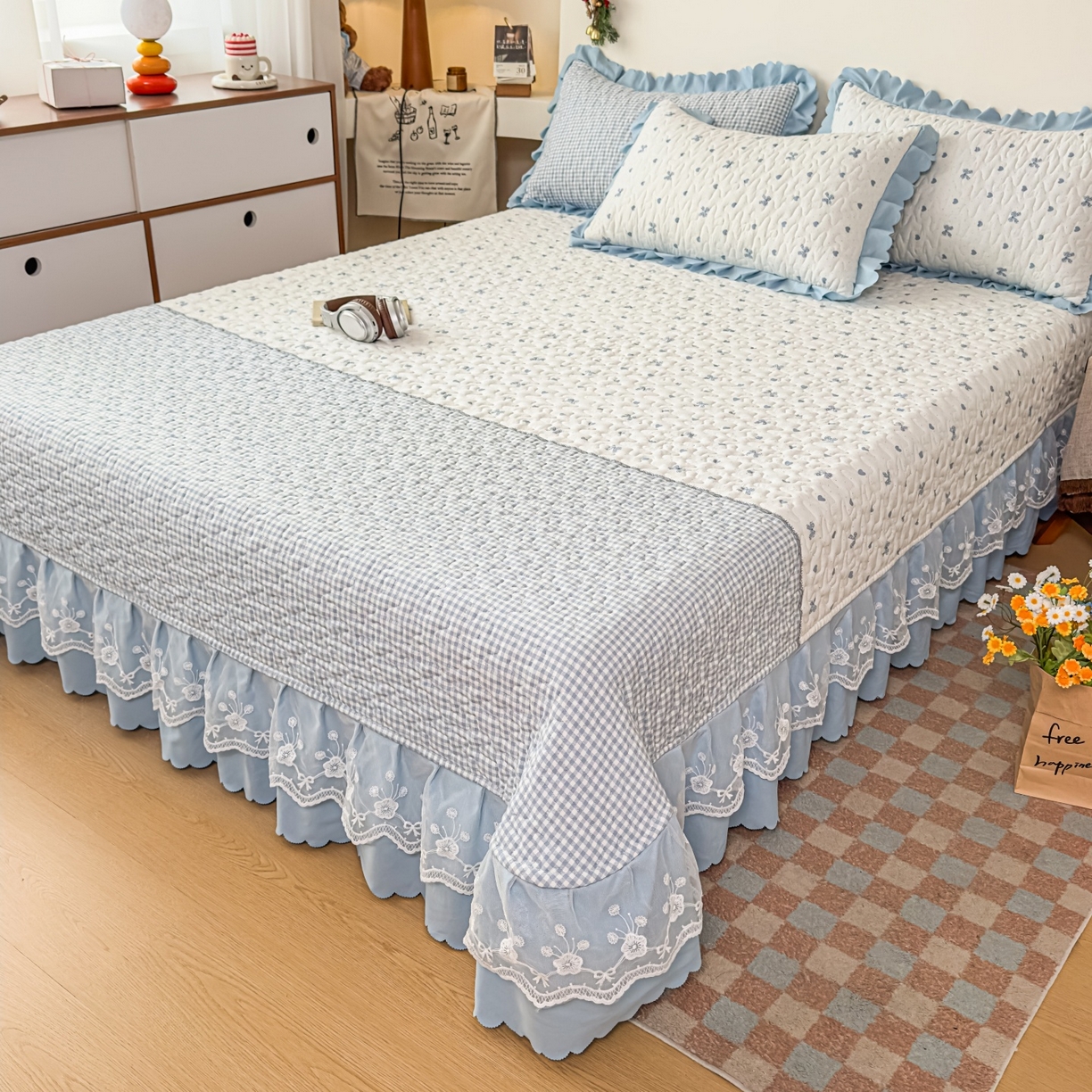 91家纺网 家纺一手货源 找家纺 雅眠居 2026直播爆款双层蕾丝花边夏被款床盖款四件套 彩格-蓝