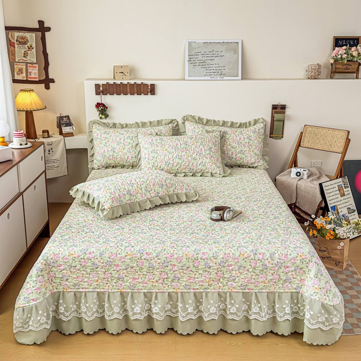 91家纺网 家纺一手货源 找家纺 雅眠居 2026直播爆款双层蕾丝花边夏被款床盖款四件套 花满满