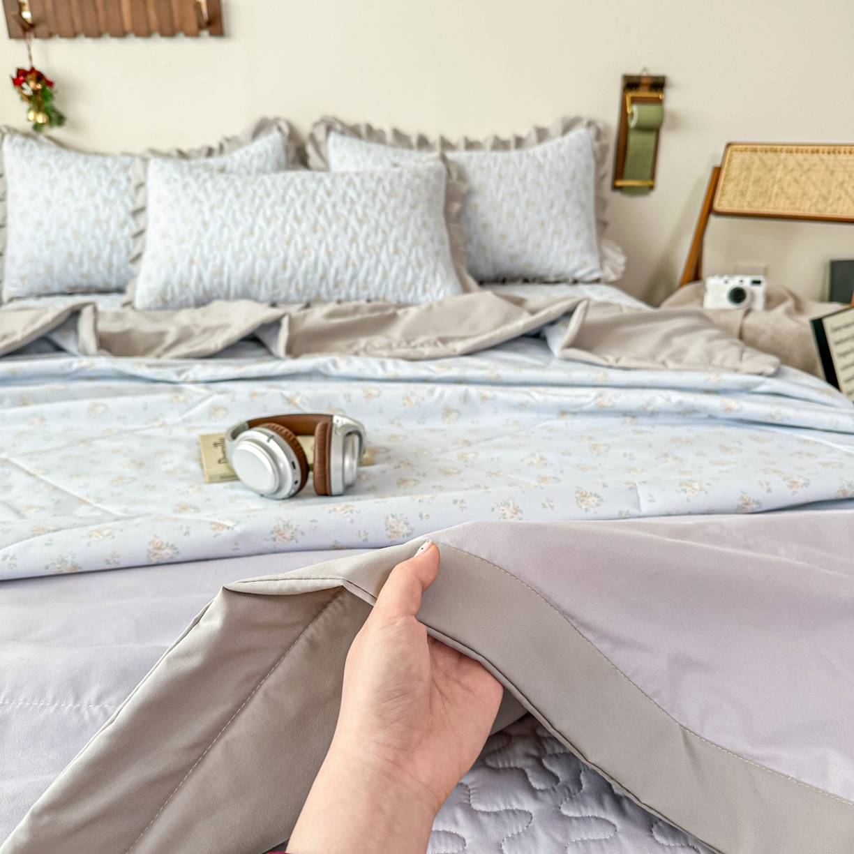 91家纺网 家纺一手货源 找家纺 雅眠居 2026直播爆款双层蕾丝花边夏被款床盖款四件套 秘境-灰