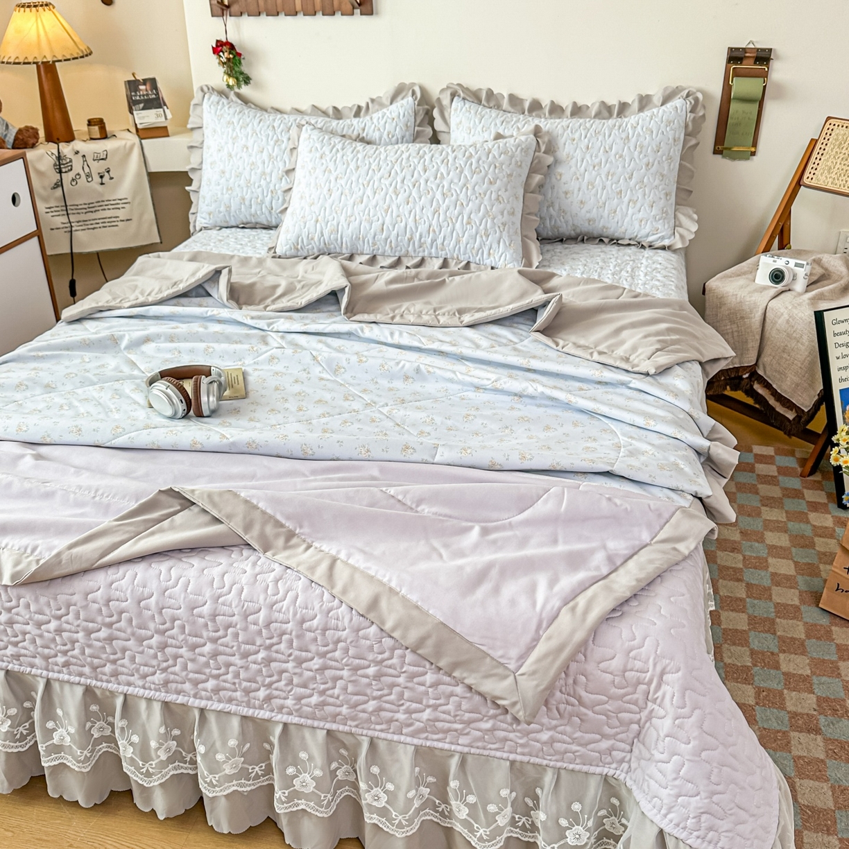 91家纺网 家纺一手货源 找家纺 雅眠居 2026直播爆款双层蕾丝花边夏被款床盖款四件套 秘境-灰