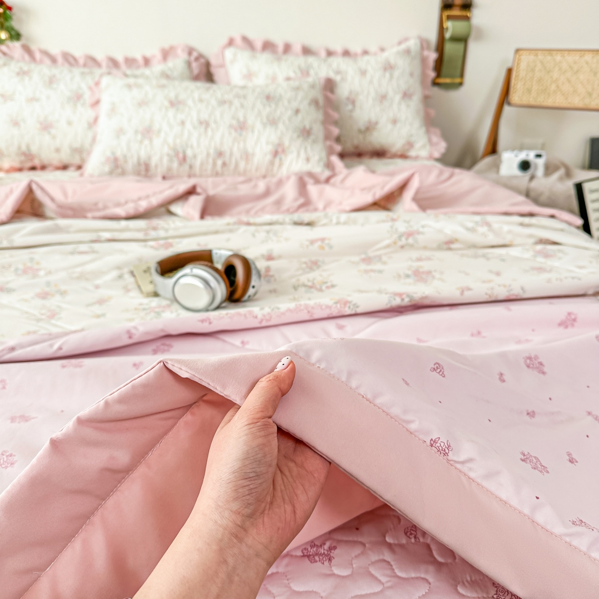 91家纺网 家纺一手货源 找家纺 雅眠居 2026直播爆款双层蕾丝花边夏被款床盖款四件套 诗意