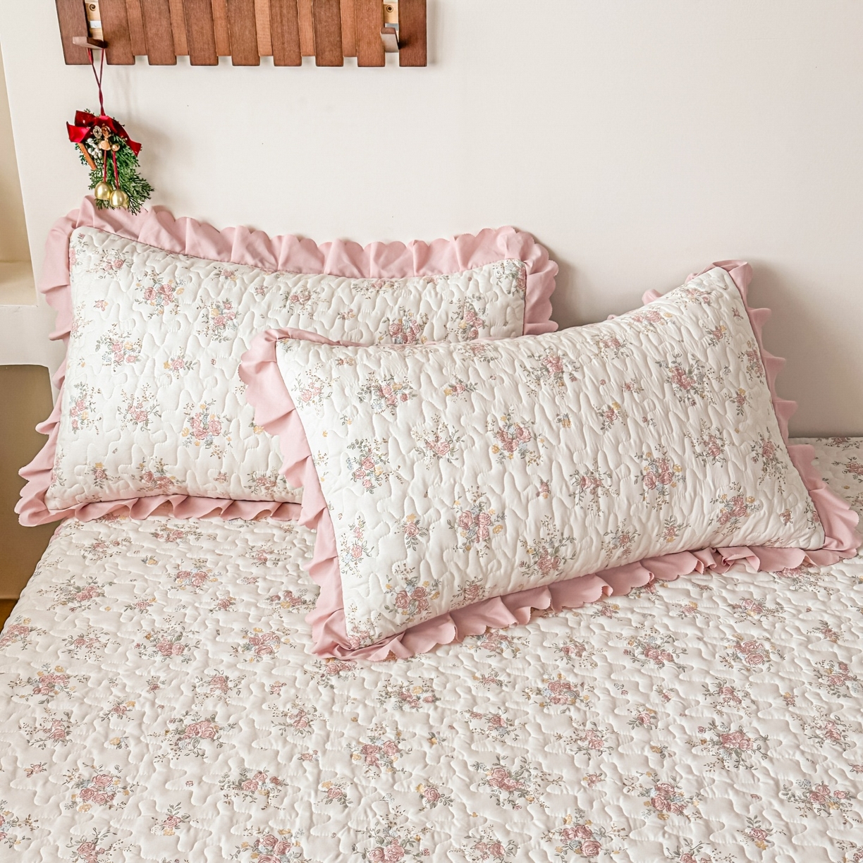 91家纺网 家纺一手货源 找家纺 雅眠居 2026直播爆款双层蕾丝花边夏被款床盖款四件套 诗意