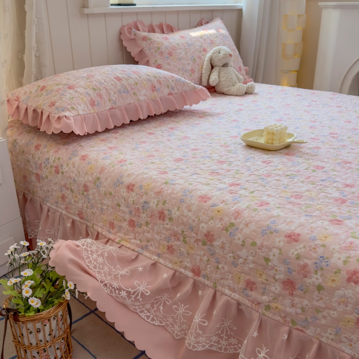 91家纺网 家纺一手货源 找家纺 雅眠居 2026直播爆款双层蕾丝花边夏被款床盖款四件套 十里桃花