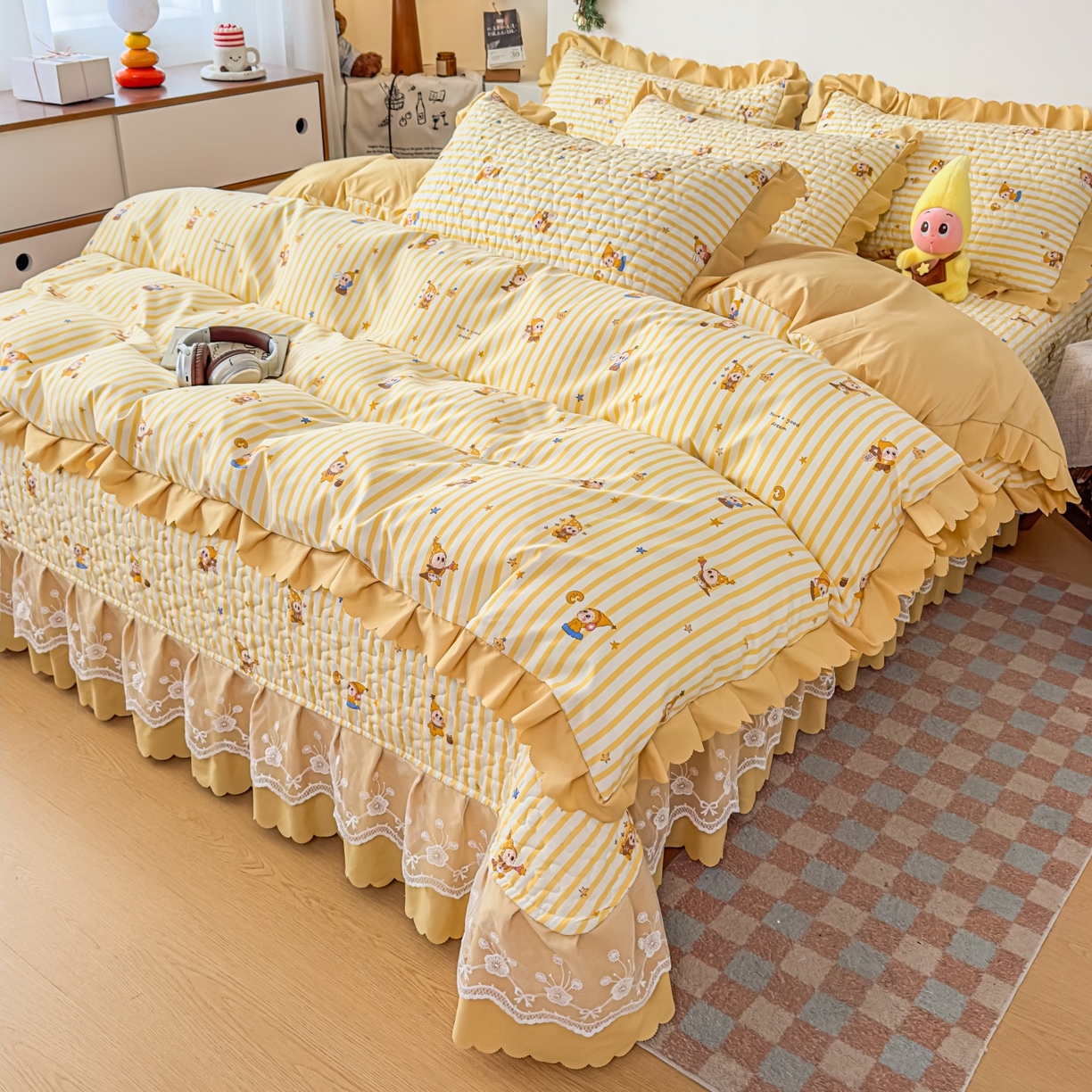 91家纺网 家纺一手货源 找家纺 雅眠居 2026直播爆款双层蕾丝花边夏被款床盖款四件套 小福星