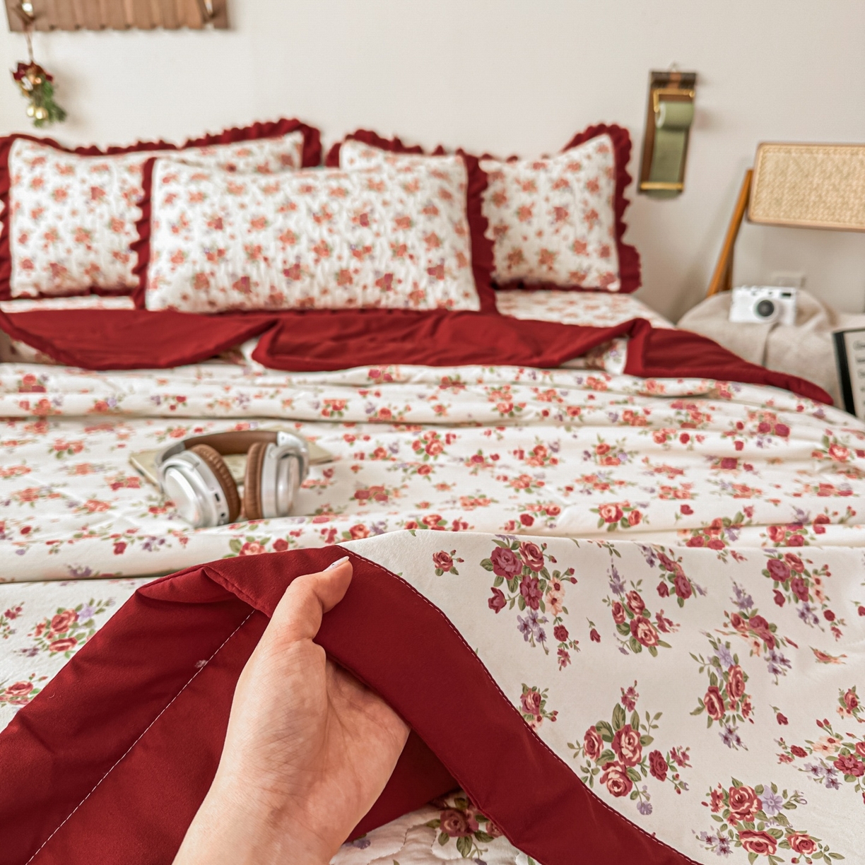 91家纺网 家纺一手货源 找家纺 雅眠居 2026直播爆款双层蕾丝花边夏被款床盖款四件套 胭花集