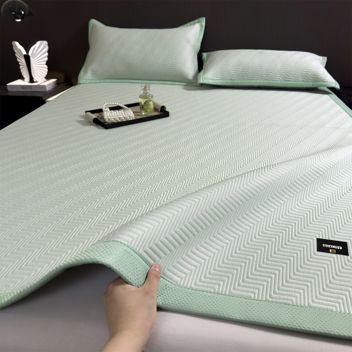 91家纺网 家纺一手货源 找家纺 （总）慕木家纺 2026新款A类高克重三明治复合乙纶提花冰豆豆凉席床笠冰棱斜纹系列（提供买家秀）