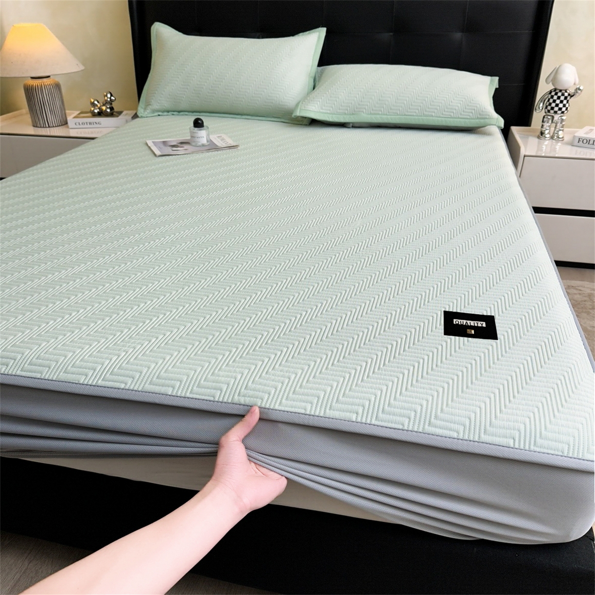 91家纺网 家纺一手货源 找家纺 慕木家纺 2026新款A类高克重三明治复合乙纶提花冰豆豆凉席床笠冰棱斜纹系列（提供买家秀） 冰棱斜纹-绿床笠款