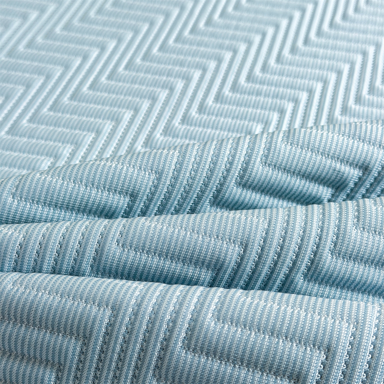 91家纺网 家纺一手货源 找家纺 （总）慕木家纺 2026新款A类高克重三明治复合乙纶提花冰豆豆凉席床笠冰棱斜纹系列（提供买家秀）