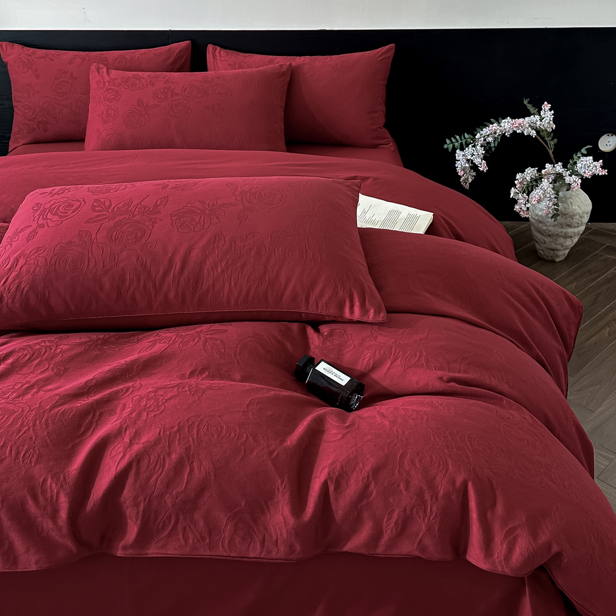 91家纺网 家纺一手货源 找家纺 （总）优悦生活馆 2026新款60s全棉纯棉婚庆提花四件套（提供买家秀）