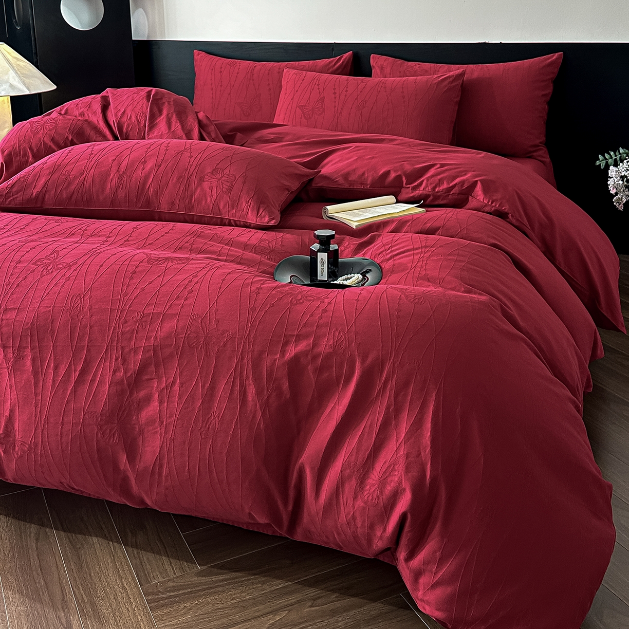 91家纺网 家纺一手货源 找家纺 优悦生活馆 2026新款60s全棉纯棉婚庆提花四件套（提供买家秀） 蝶梦