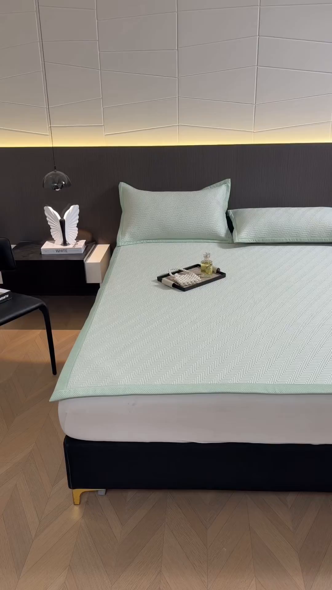 91家纺网 家纺一手货源 找家纺 慕木家纺 2026新款A类高克重三明治复合乙纶提花冰豆豆凉席床笠冰棱斜纹系列（提供买家秀） 冰棱斜纹-绿床席款