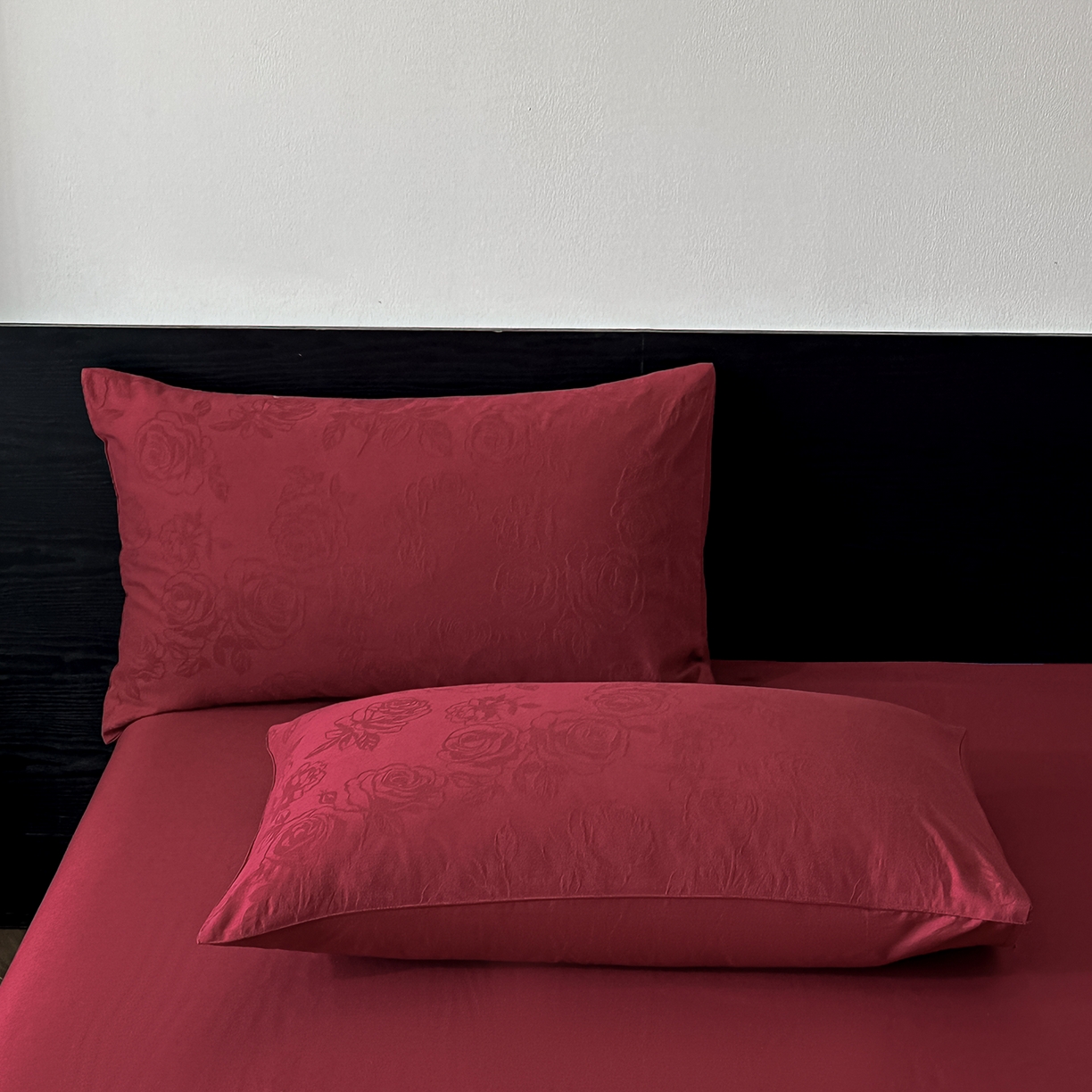 91家纺网 家纺一手货源 找家纺 优悦生活馆 2026新款60s全棉纯棉婚庆提花四件套（提供买家秀） 玫瑰之恋