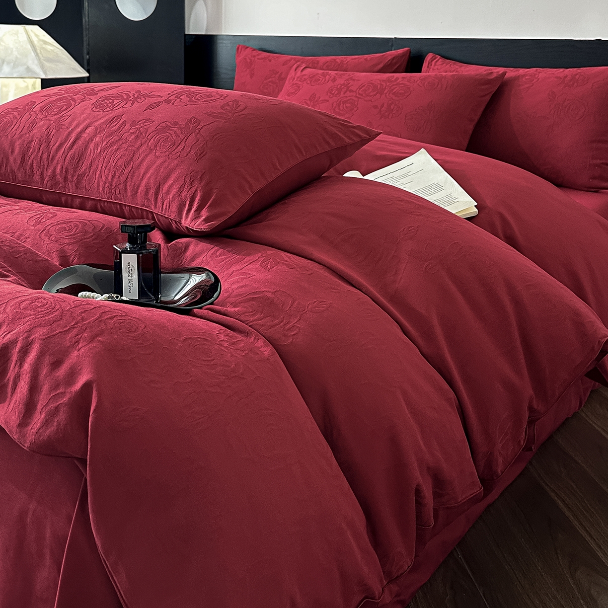 91家纺网 家纺一手货源 找家纺 优悦生活馆 2026新款60s全棉纯棉婚庆提花四件套（提供买家秀） 玫瑰之恋