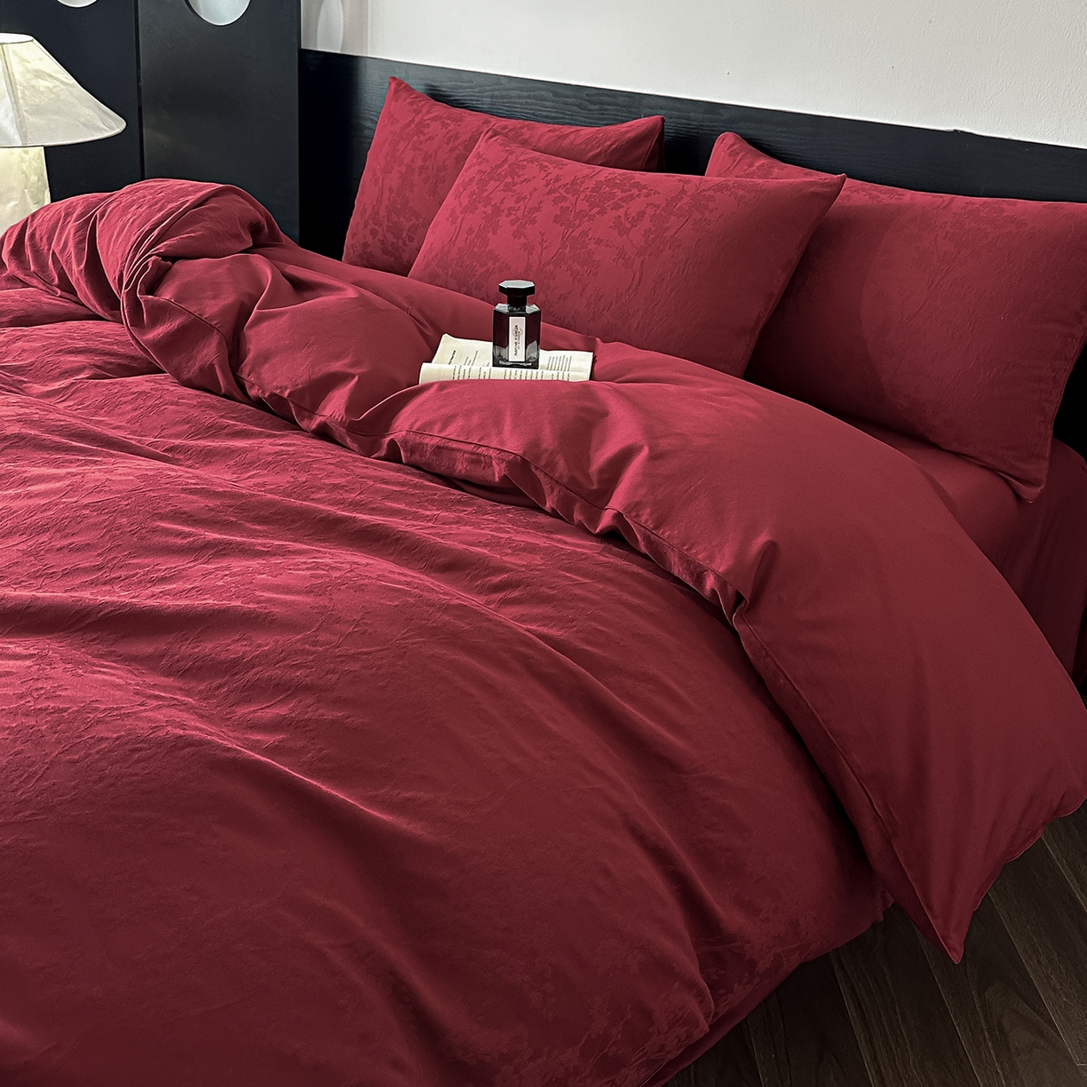 91家纺网 家纺一手货源 找家纺 优悦生活馆 2026新款60s全棉纯棉婚庆提花四件套（提供买家秀） 梦幻花园