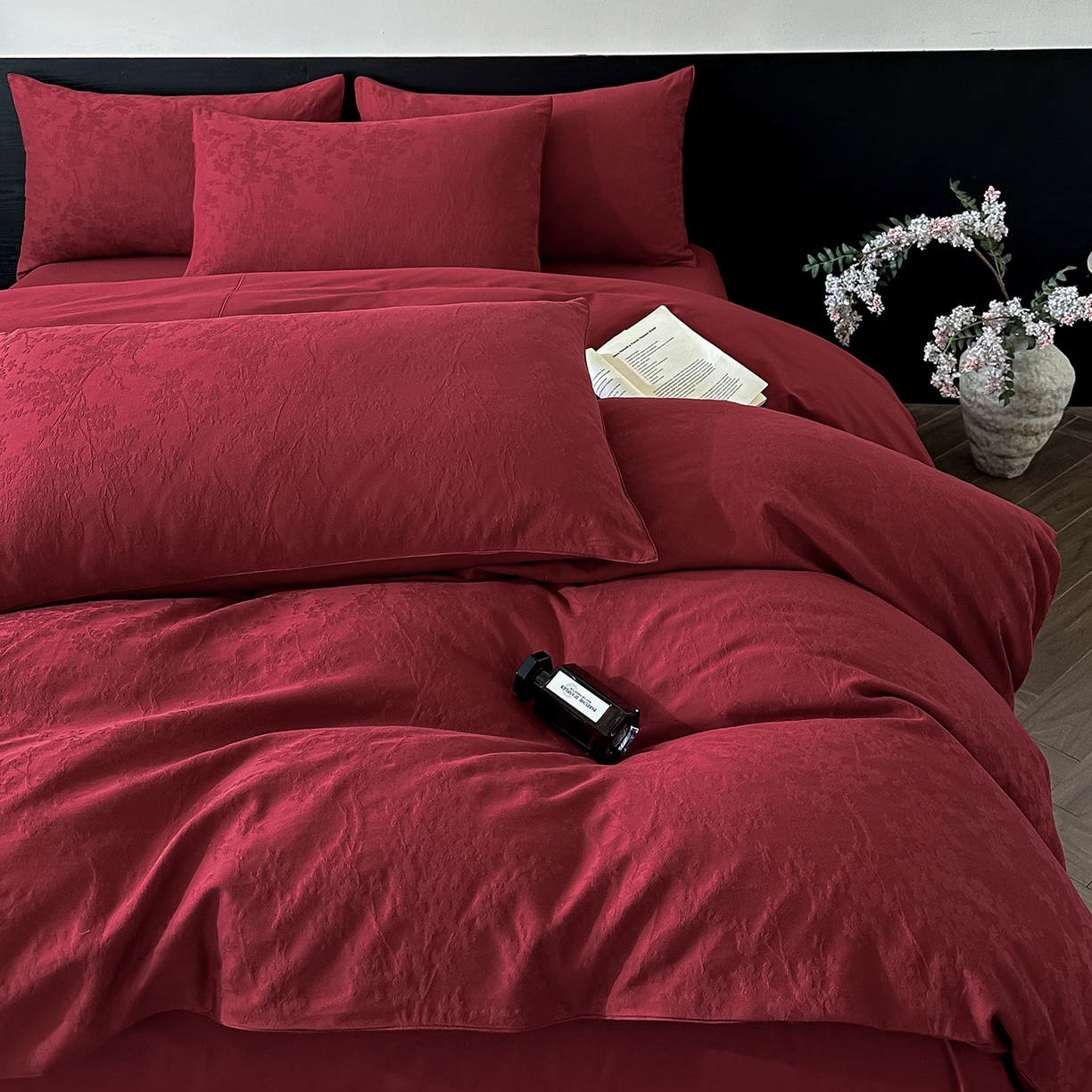 91家纺网 家纺一手货源 找家纺 优悦生活馆 2026新款60s全棉纯棉婚庆提花四件套（提供买家秀） 梦幻花园