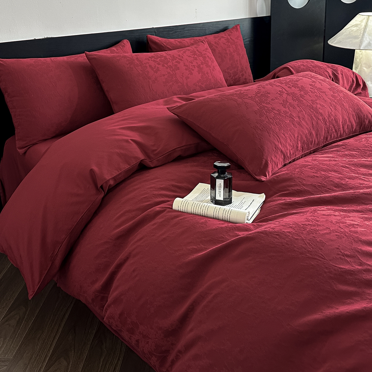 91家纺网 家纺一手货源 找家纺 优悦生活馆 2026新款60s全棉纯棉婚庆提花四件套（提供买家秀） 梦幻花园