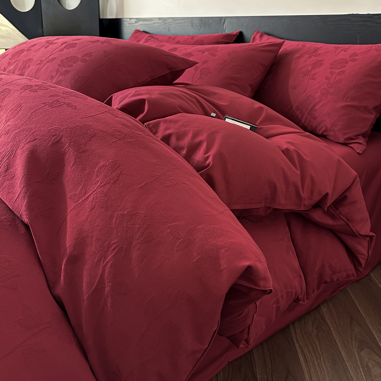 91家纺网 家纺一手货源 找家纺 优悦生活馆 2026新款60s全棉纯棉婚庆提花四件套（提供买家秀） 岁月留声