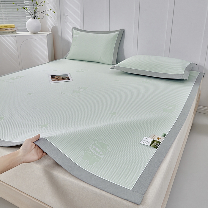 91家纺网 家纺一手货源 找家纺 （总）小牛席业 2026新款【实拍风格】双PE高凉感-韩版小熊提花冰丝席凉席竹席藤席冰藤席乳胶席豆豆席