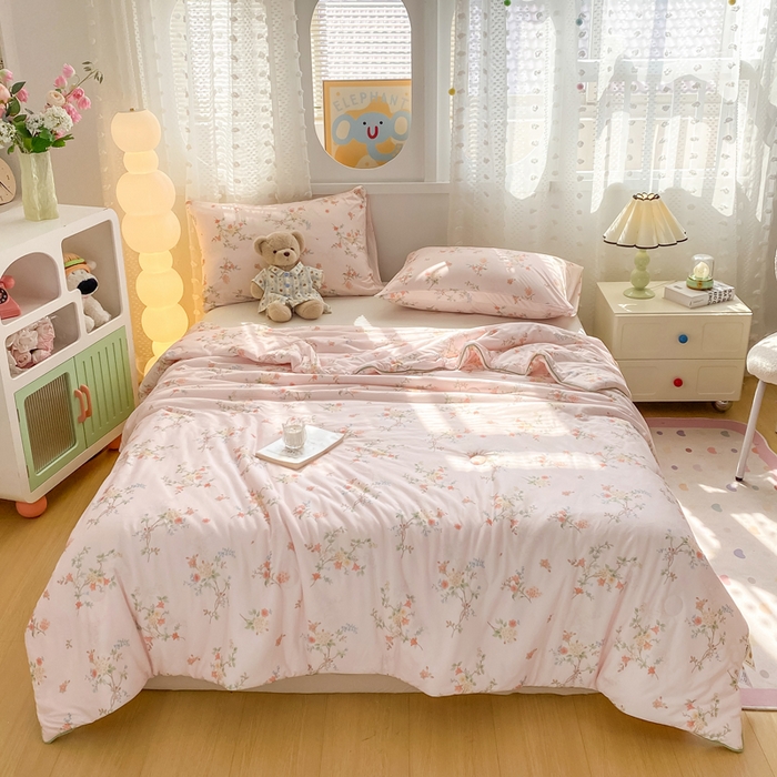 91家纺网 家纺一手货源 找家纺 （总）恋之巢家纺 2026新款四季款可水洗牛奶丝针织棉夏被大豆夏凉被空调被可机洗薄被子被芯直播外贸专供大豆被夏被